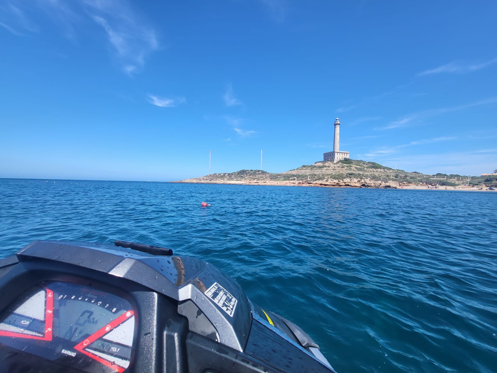 Faro de Cabo de Palos visto desde la moto de agua